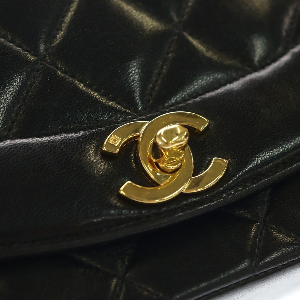 CHANEL(シャネル) ダイアナ22 Sフラップ Sチェーンショルダーバッグ ハンドバッグ ブラック ラムスキン ゴールド金具 レディース