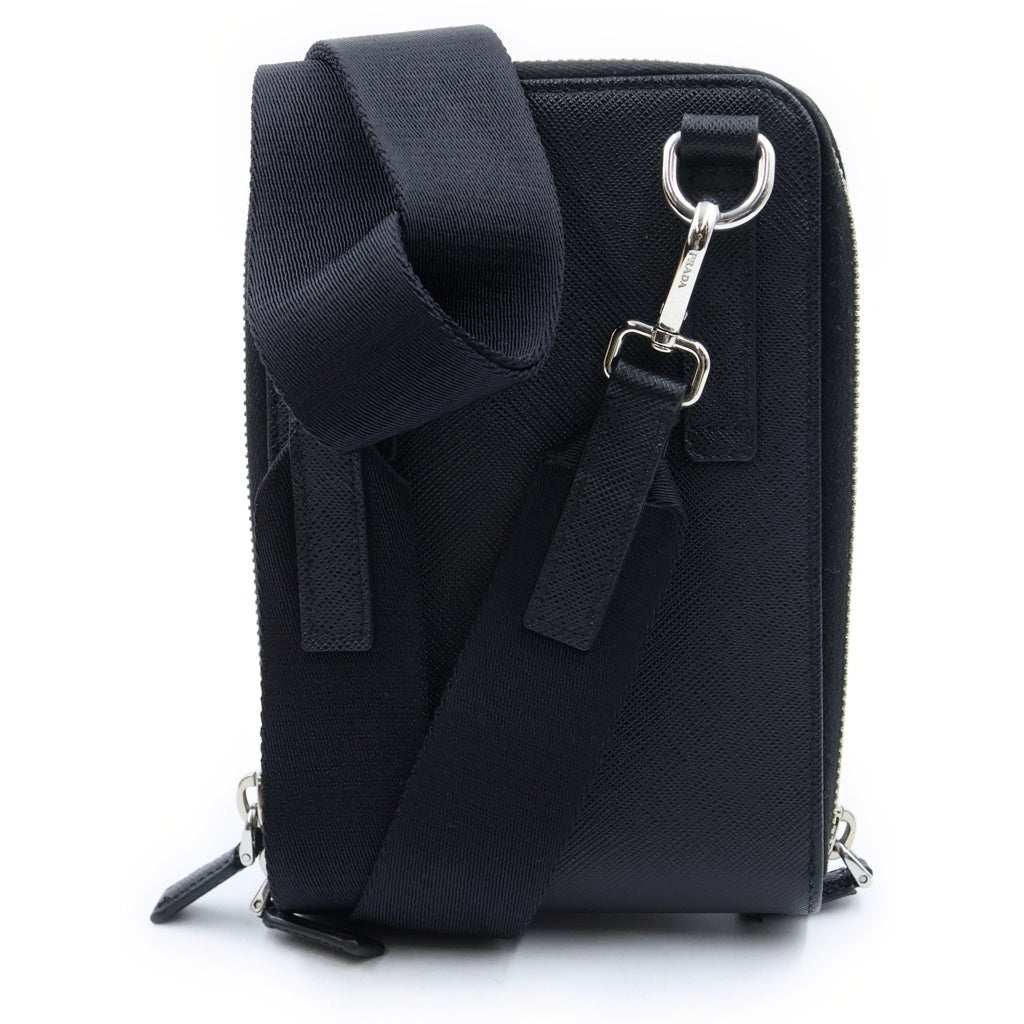 PRADA(プラダ) トライアングルロゴ サフィアーノ レザー ショルダーバッグ フォンケース フォンポーチ ICタイプ ブラック 2ZH126