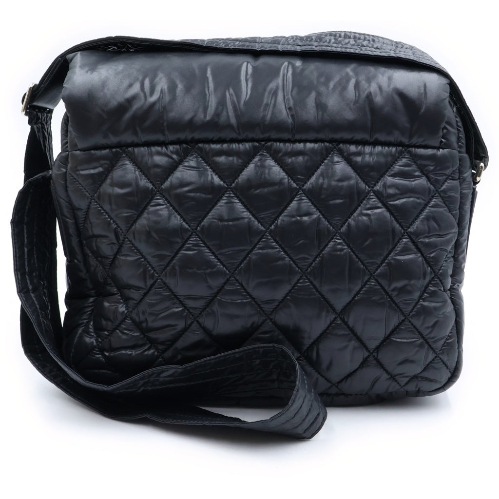 CHANEL(シャネル) コココクーン スモール ショルダーバッグ ブラック シルバー金具 ナイロン A48616 レディース