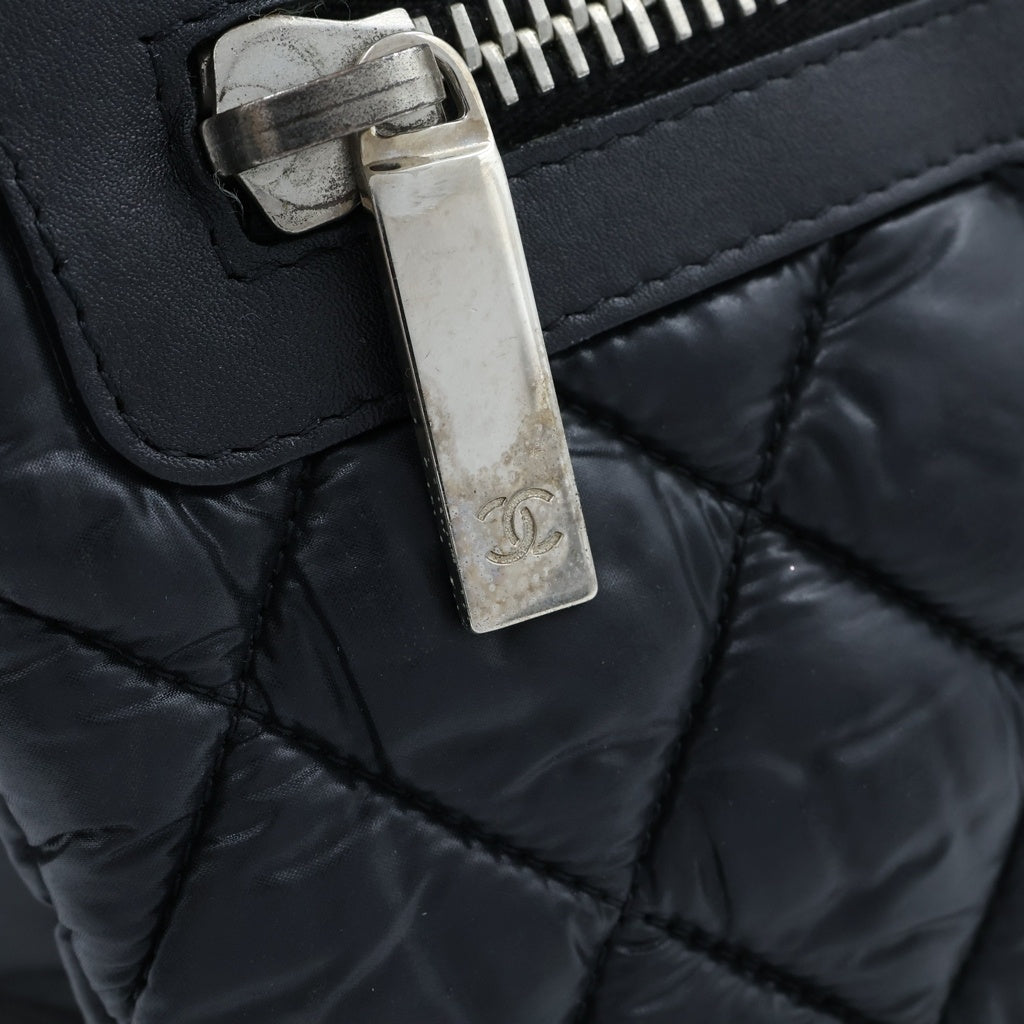 CHANEL(シャネル) コココクーン スモール ショルダーバッグ ブラック シルバー金具 ナイロン A48616 レディース