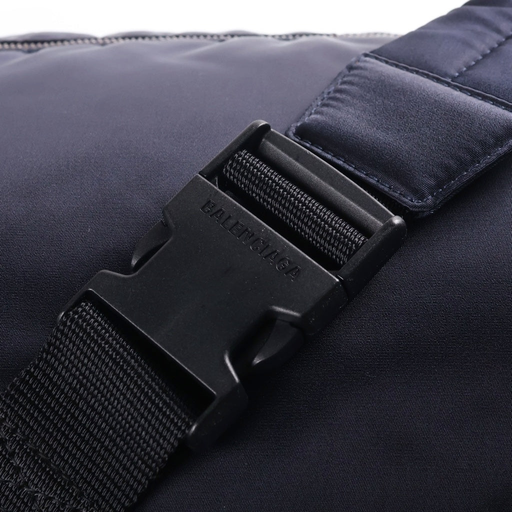 BALENCIAGA(バレンシアガ) スリングバッグ ショルダーバッグ ボディバッグ ネイビー ナイロン 661862