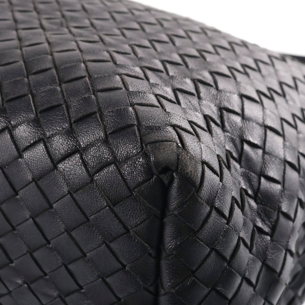 BOTTEGA VENETA(ボッテガヴェネタ) イントレチャート ガルダバッグ ミディアム ブラック レザー 179320 レディース