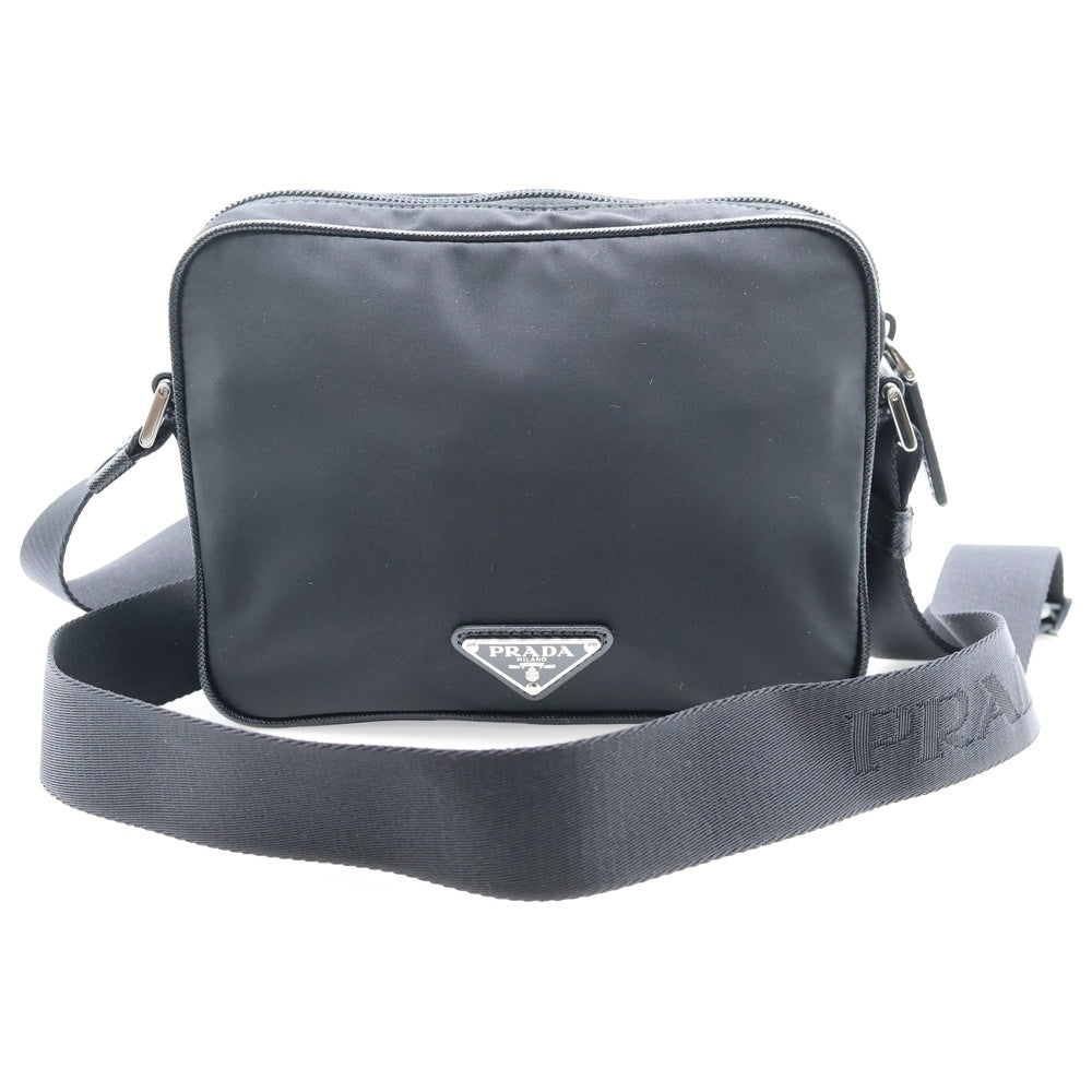 PRADA トライアングルプレートサフィアーノショルダーバッグ 国内発送☆PRADA】トライアングル サフィアーノレザーバッグ