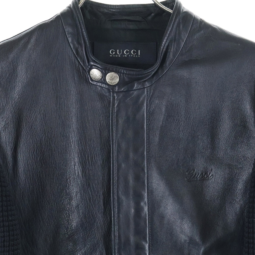GUCCI(グッチ) エンボスロゴ ニット切り替え ラムレザー ジップアップ シングルライダース ジャケット ブラック 323271
