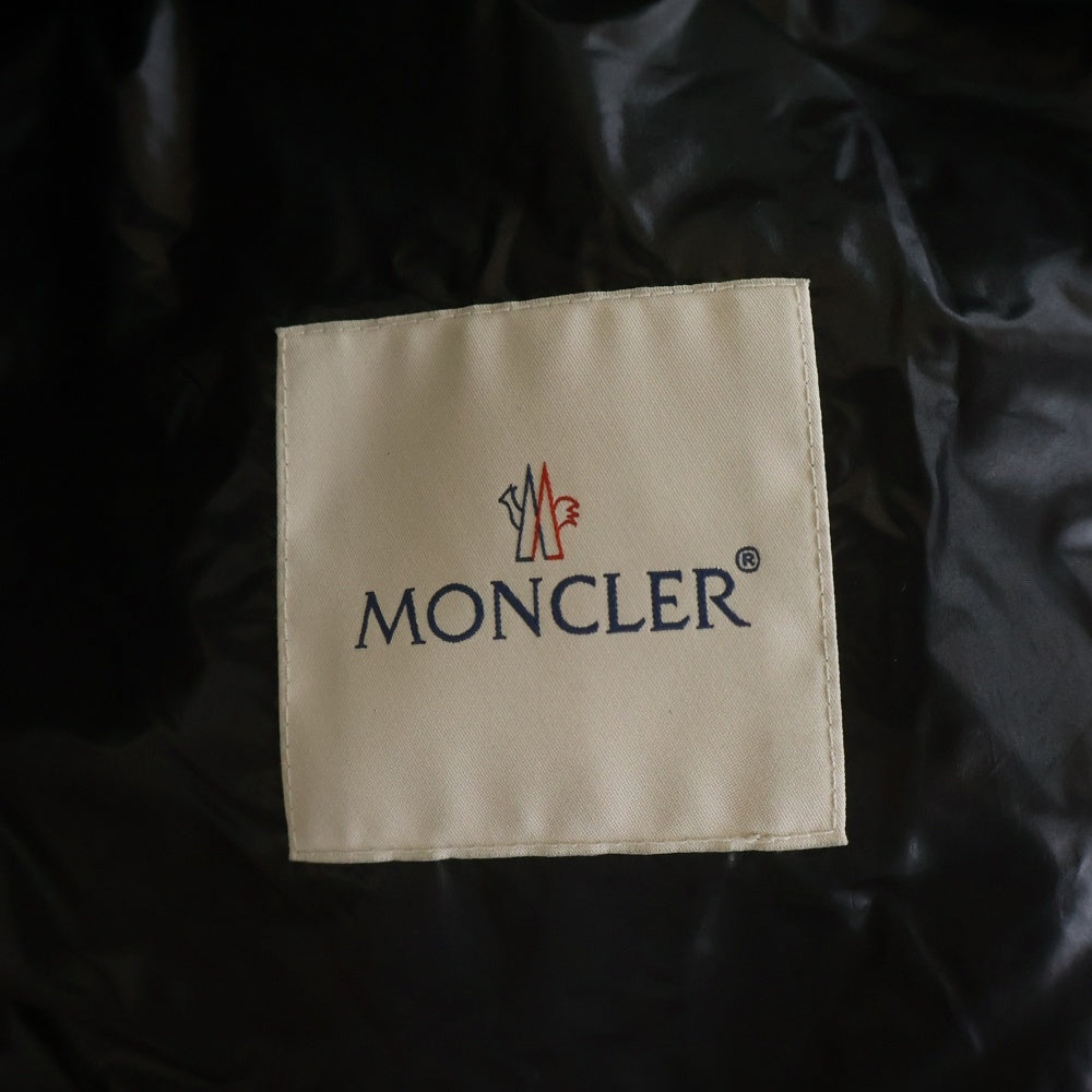 MONCLER(モンクレール) 23SS GUI GILET ワッペンロゴ ジップアップ ダウンベスト ブラック I10911A10700 53029