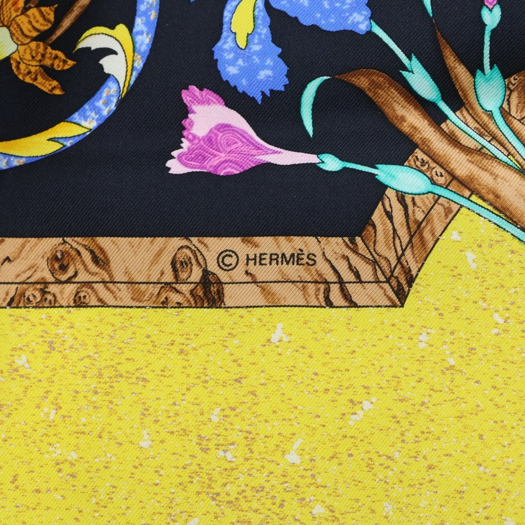 HERMES(エルメス) カレ90 PiERRES ORiENT et d' OCCiDENT 東洋の石と西洋の石細工 シルク スカーフ ストール イエロー/ブラック マルチカラー レディース