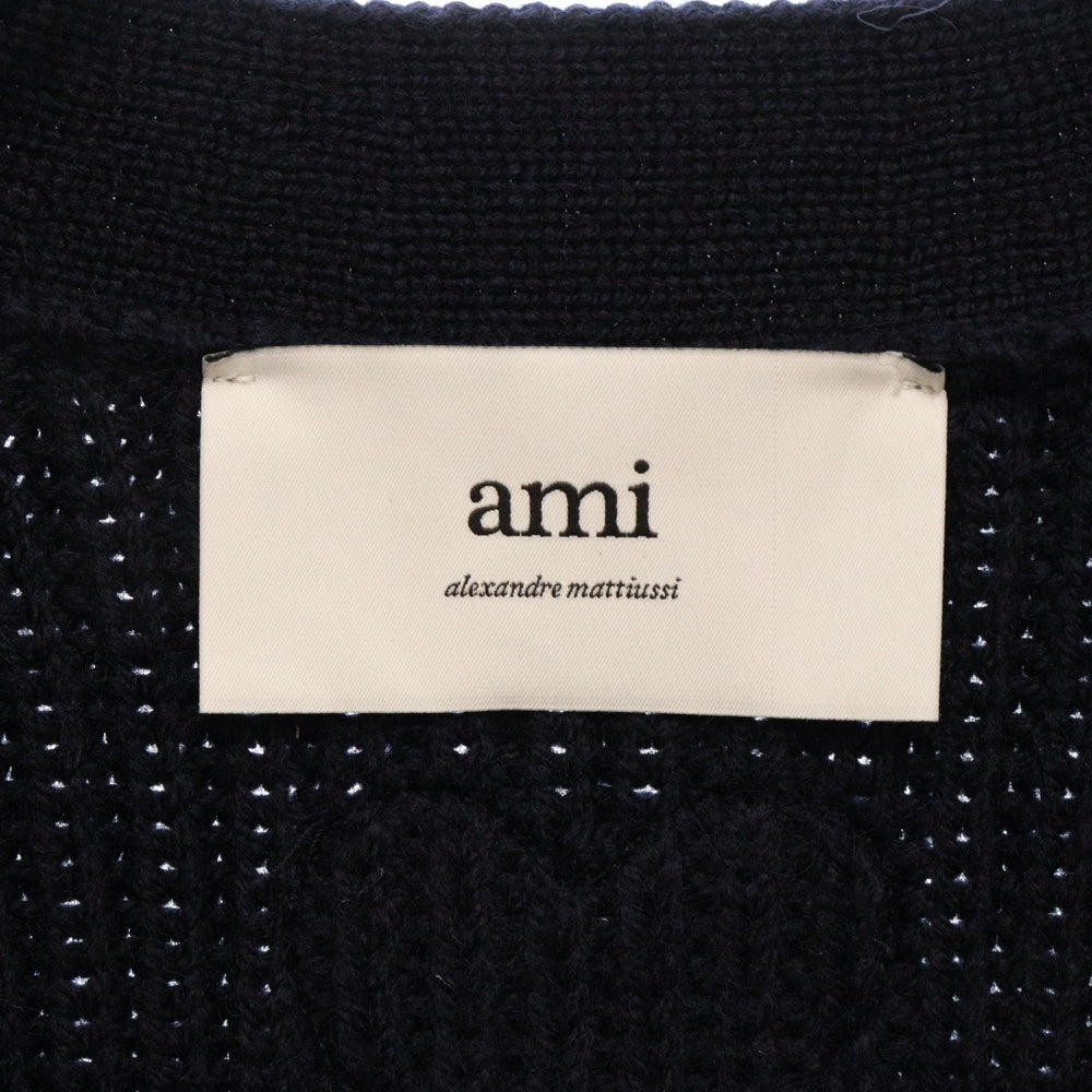 AMI Alexandre Mattiussi(アミアレクサンドルマテュッシ) カレッジリブウール カーディガン ワッペンロゴ オーバーサイズ E25UKC168 ネイビー