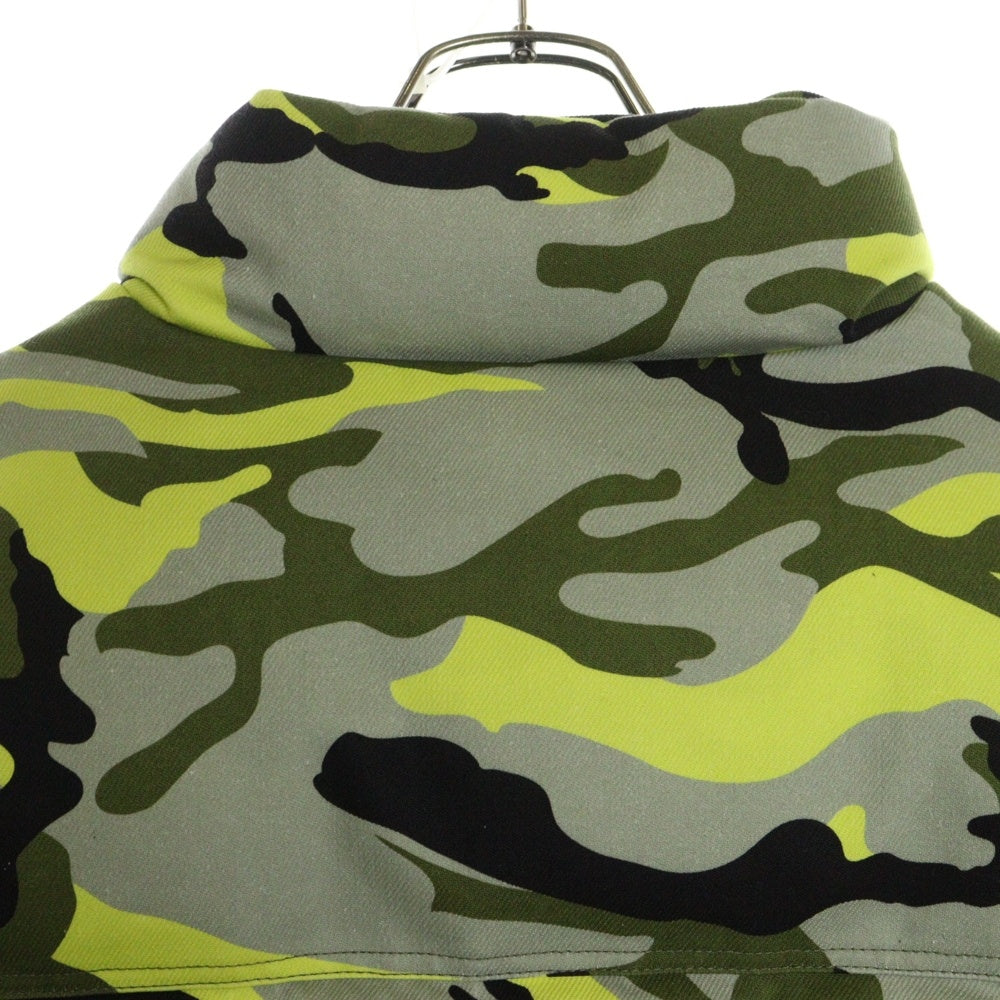 VETEMENTS(ヴェトモン) 22AW NEON CAMO LOGO PUFFER JACKET UA53JA600C ネオン カモ ロゴ ダウンジャケット