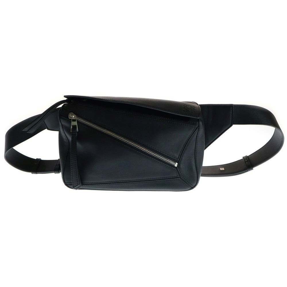 LOEWE(ロエベ) PUZZLE SMALL BUMBAG B510P35X09 パズル スモール バムバッグ ブラック ショルダーバッグ