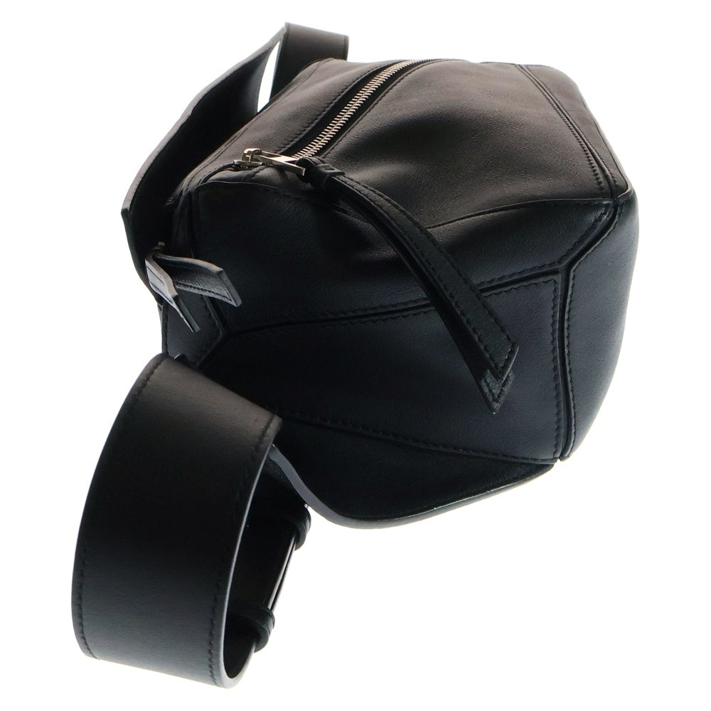 LOEWE(ロエベ) PUZZLE SMALL BUMBAG B510P35X09 パズル スモール バムバッグ ブラック ショルダーバッグ