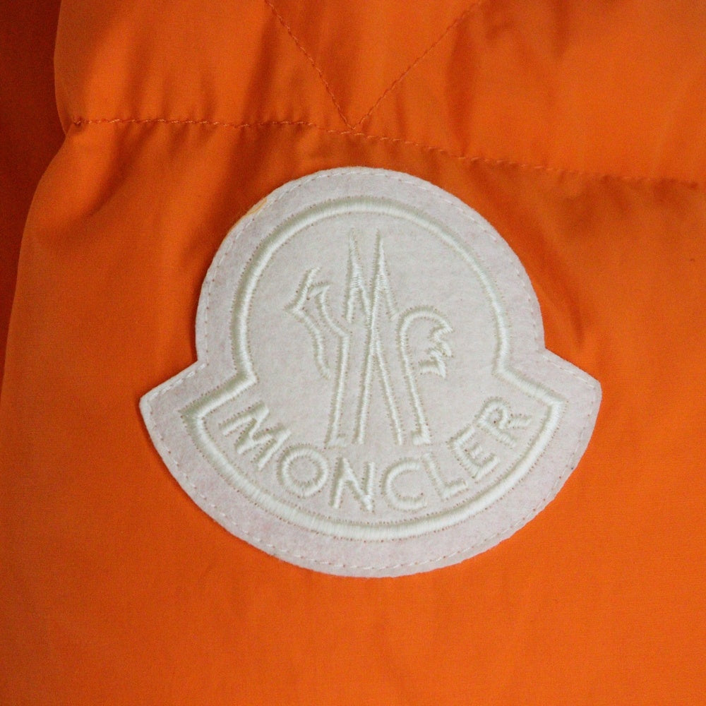 MONCLER(モンクレール) アキルショート ダウンジップアップジャケット オレンジ H20921A00031