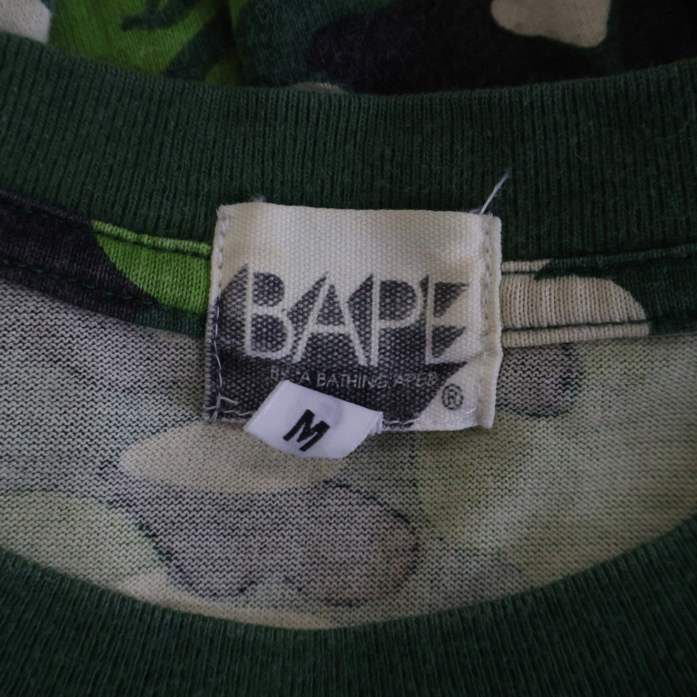 A BATHING APE(アベイシングエイプ) BAPE CAMO BAPEロゴ サルカモ柄長袖Tシャツ カットソー グリーン