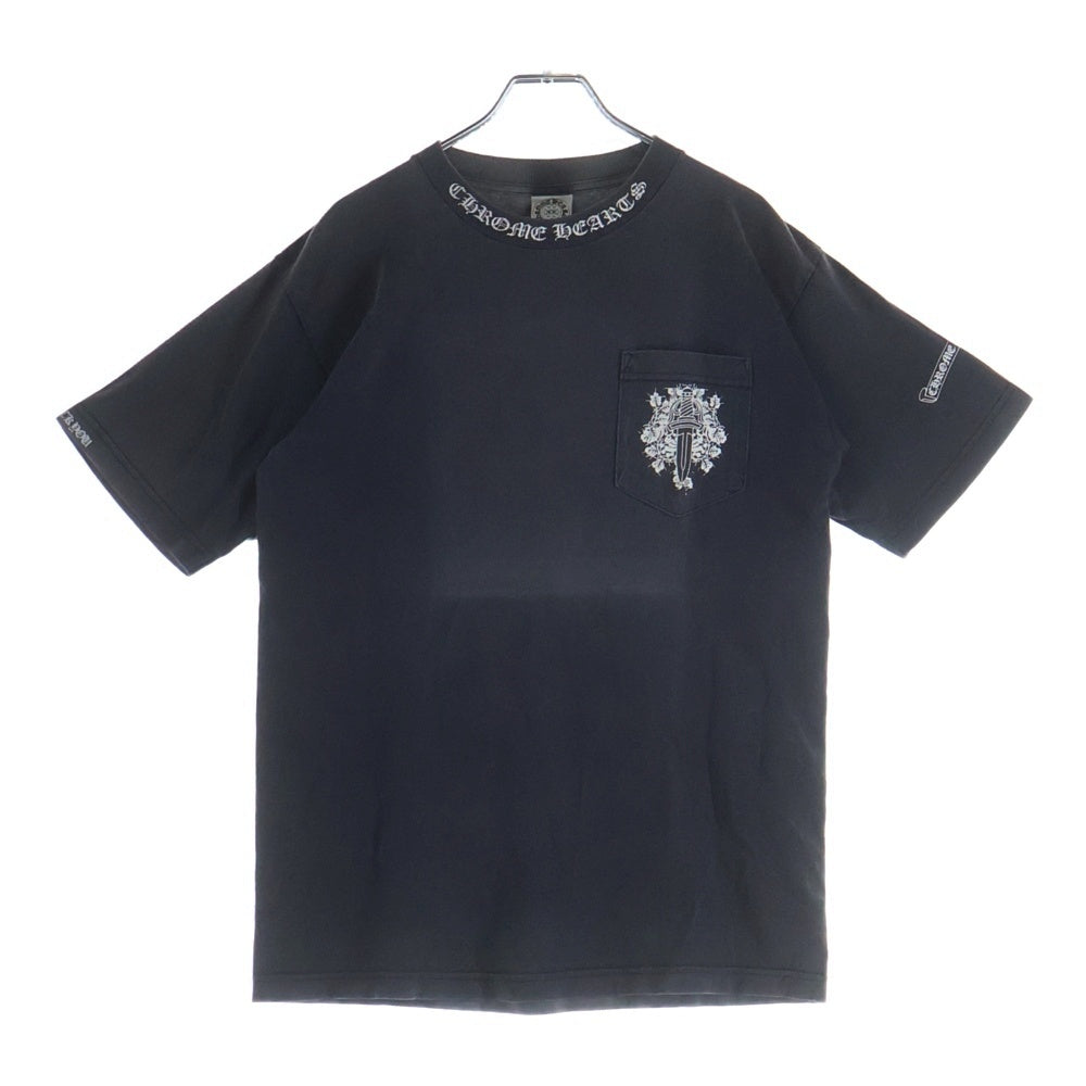 CHROME HEARTS(クロムハーツ) OLD ネックロゴ ヴァインダガー胸ポケット バックスクロールラベル 半袖Tシャツ カットソー ブラック