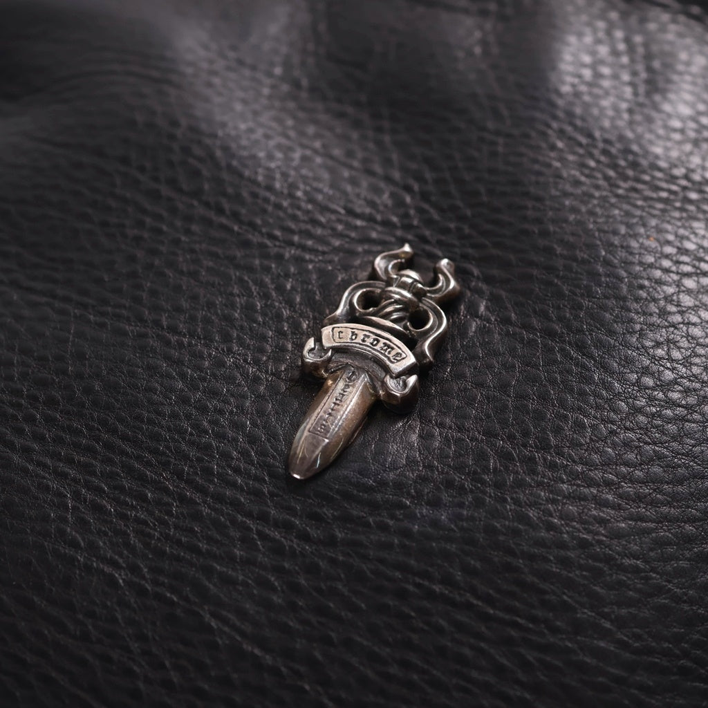 CHROME HEARTS(クロムハーツ) DRACULA ドラキュラ ダガーチャームレザーハンドバッグ ブラック