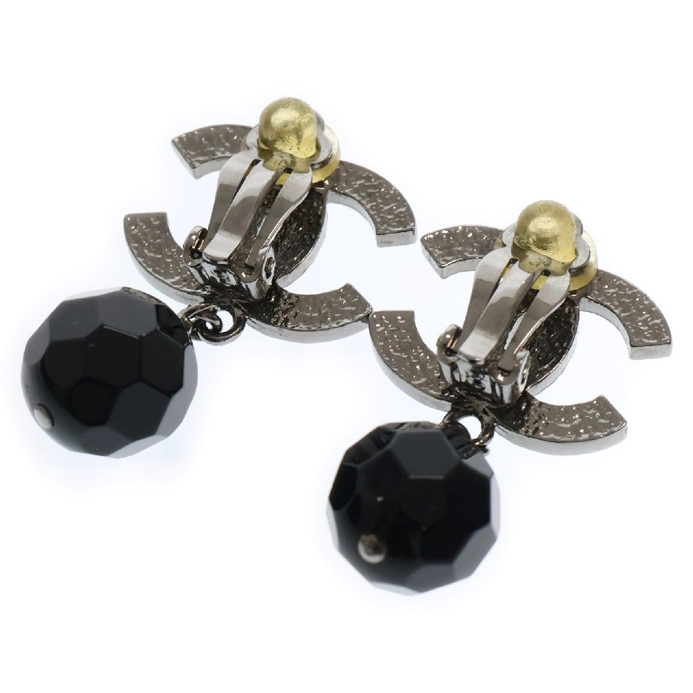 CHANEL(シャネル) 11V メタルココマーク×カラーストーン ドロップイヤリングシルバー/ブラック