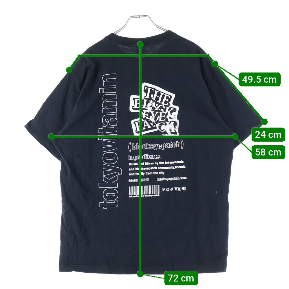THE BLACK EYE PATCH(ブラックアイパッチ) ×tokyovitamin防音プリント 半袖Tシャツ ブラック