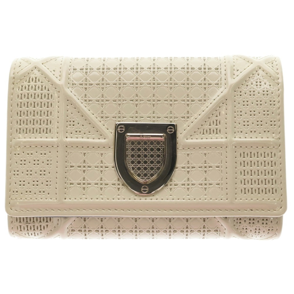 Christian Dior(クリスチャンディオール) DIORAMA ディオラマ レザー三つ折り財布 コンパクトウォレット ホワイト 10-BO-1106 レディース