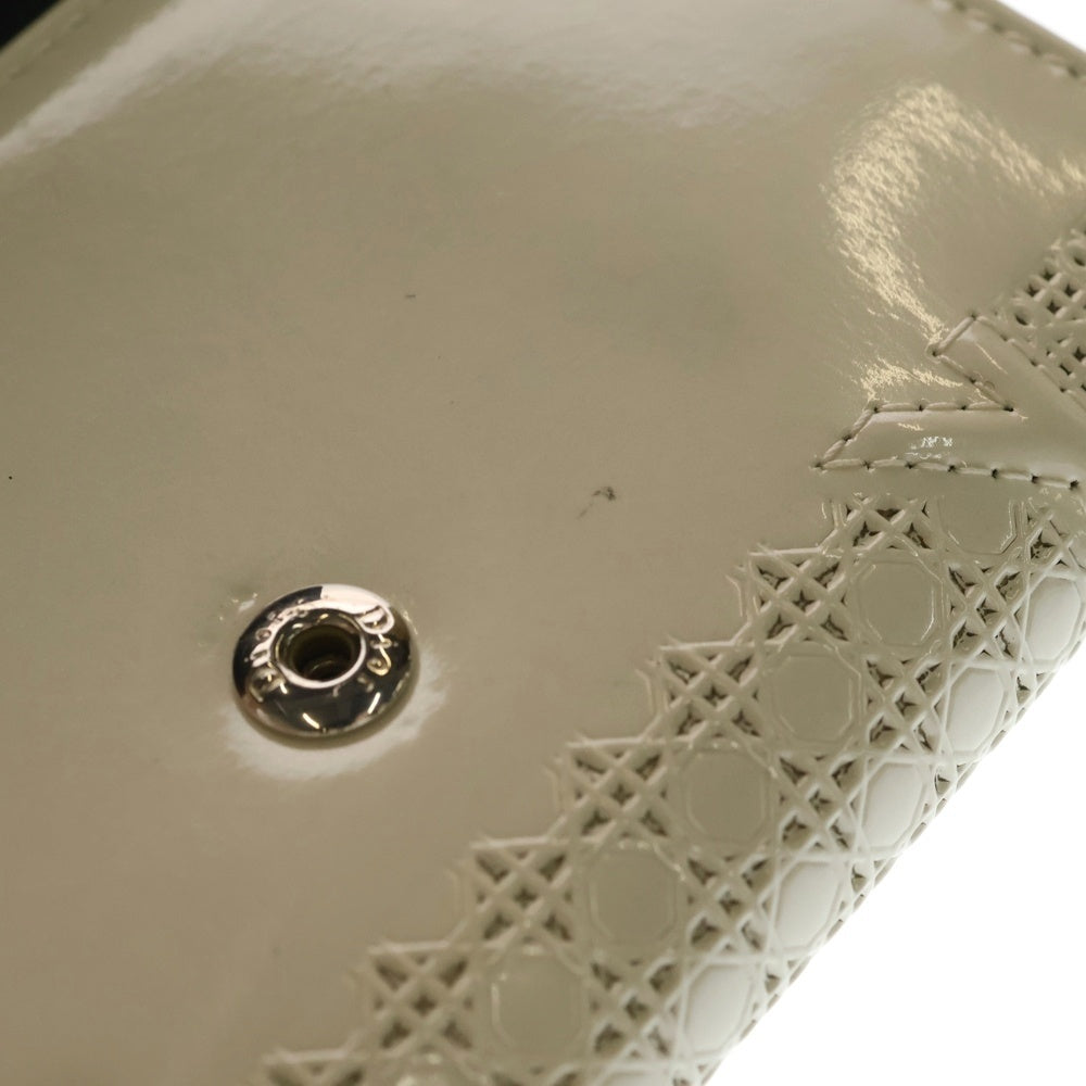 Christian Dior(クリスチャンディオール) DIORAMA ディオラマ レザー三つ折り財布 コンパクトウォレット ホワイト 10-BO-1106 レディース