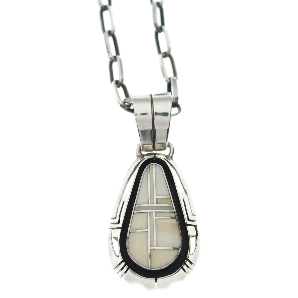 INDIAN JEWELRY(インディアンジュエリー) NAVAJO Jerry Nelson ナバホ族 ジェリーネルソン作 インレイ ネックレス シルバー/ホワイト
