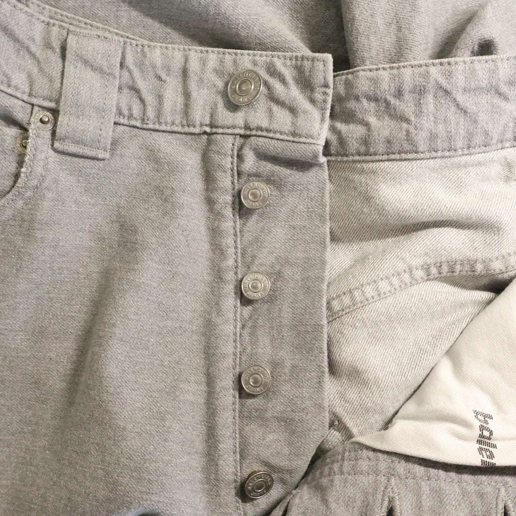 BALENCIAGA(バレンシアガ) 25AW TROMPE-LOEIL DENIM TROUSERS IN SOFT GRAY トロンプルイユ デニムトラウザーズパンツ 838695 TSWB3 グレー
