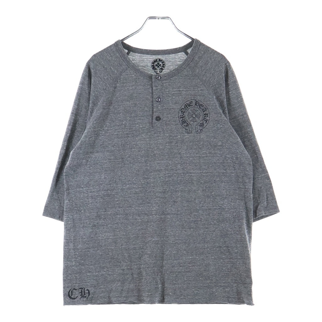 CHROME HEARTS(クロムハーツ) ホースシューフローラルクロスプリント ヘンリーネック七分袖Tシャツ カットソー グレー