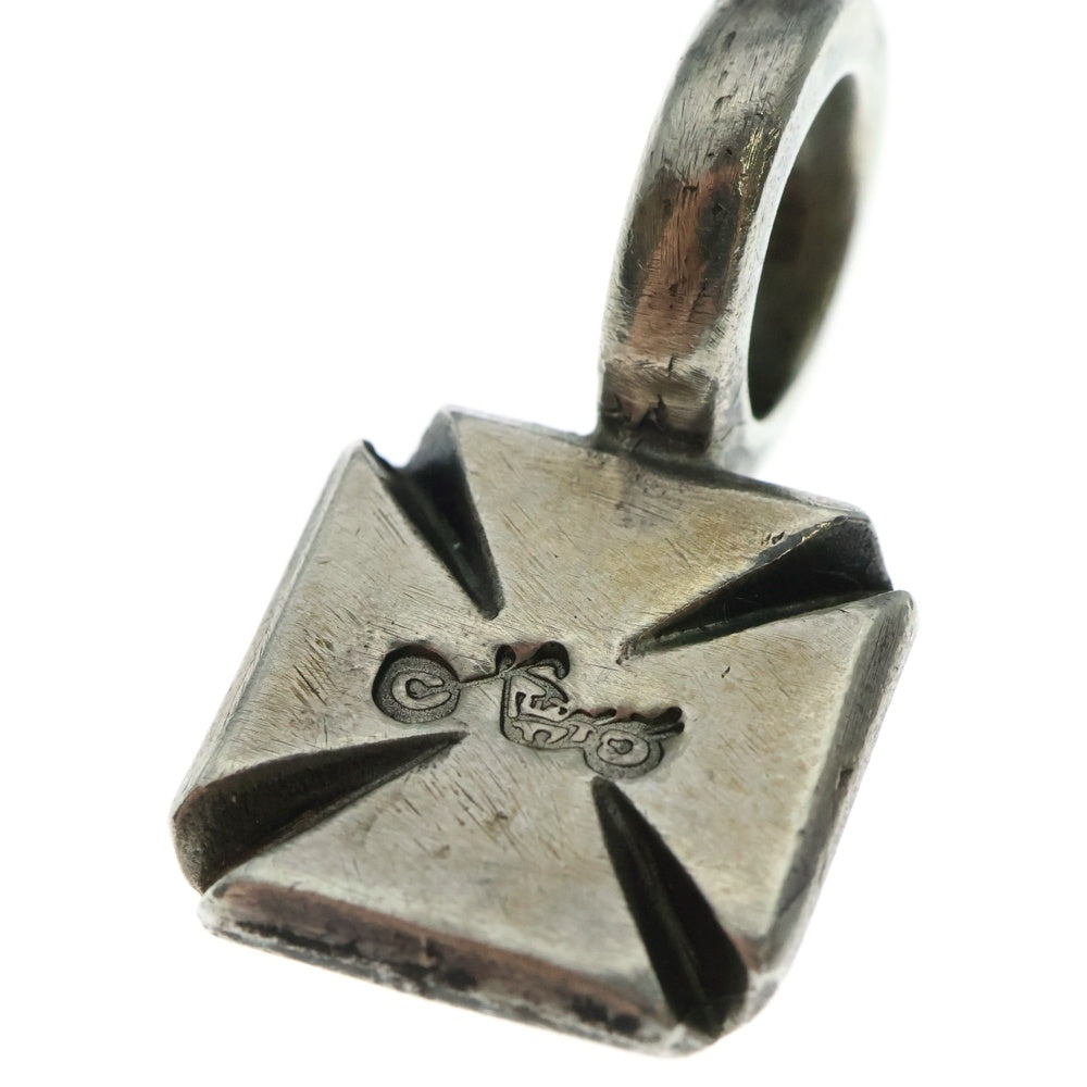 STOP LIGHT(ストップライト) IRON CROSS TOP アイアンクロストップ ネックレスチャーム シルバー