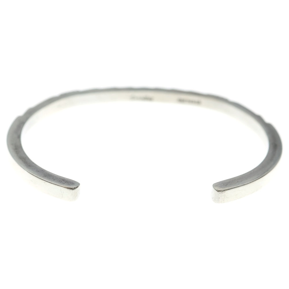 INDIAN JEWELRY(インディアンジュエリー) ナバホ族 ジェニファーカーティス スタンプワークバングル シルバー