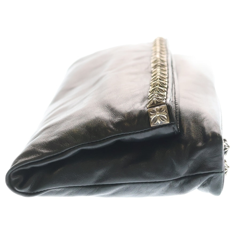 CHROME HEARTS(クロムハーツ) ピラミッドスタッズ レザークラッチバッグ