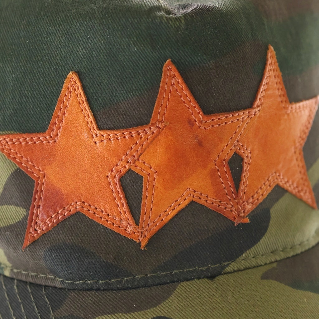 CHROME HEARTS(クロムハーツ) OLD TRUCKER CAP レザースターパッチ カモ柄 メッシュ トラッカーキャップ カーキ