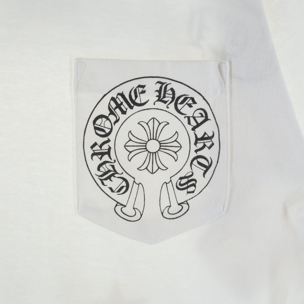 CHROME HEARTS(クロムハーツ) OLD バックスクロールラベルスタープリント 半袖ポケットTシャツカットソー