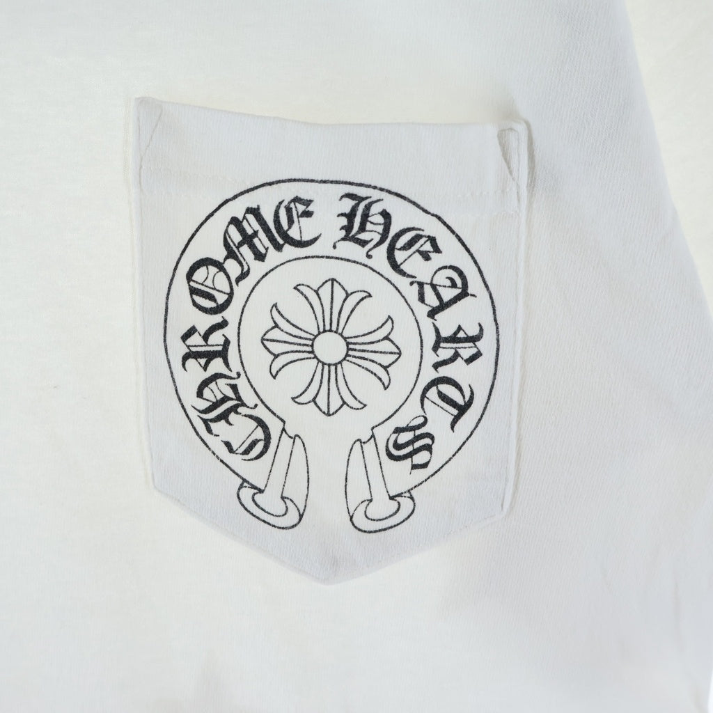 CHROME HEARTS(クロムハーツ) OLD バックスクロールラベルスタープリント 半袖ポケットTシャツカットソー