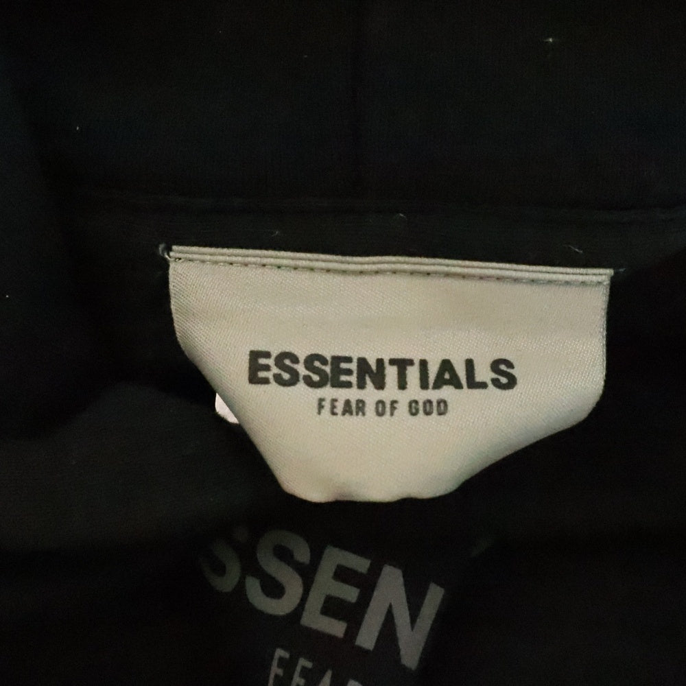 ESSENTIALS FEAR OF GOD(エッセンシャル フィアオブゴッド) フロントロゴプリント プルオーバーパーカー フーディー ブラック