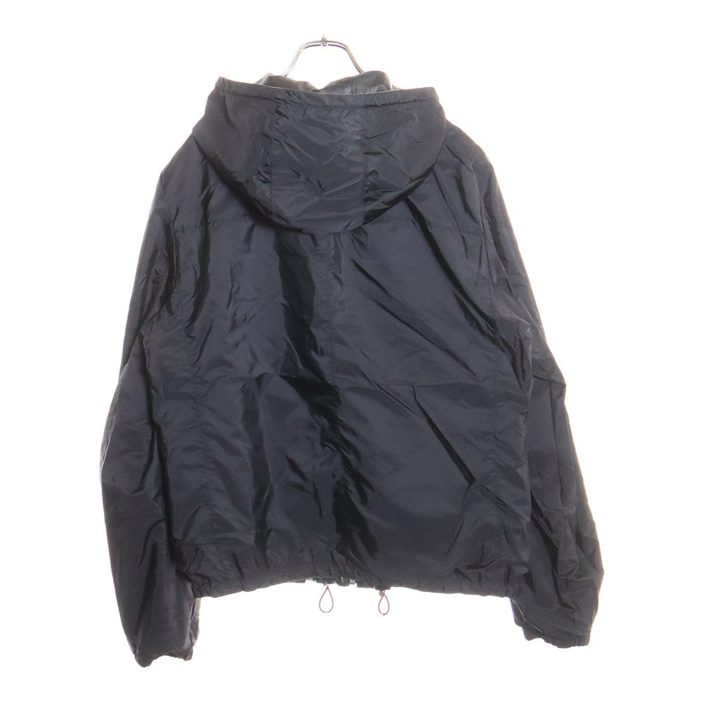 現行プラダRe-Nylonブルゾン（ブラック、サイズ46、定価35万7500円） 現行プラダRe-Nylonブルゾン（ブラック、サイズ46、定価35万7500円