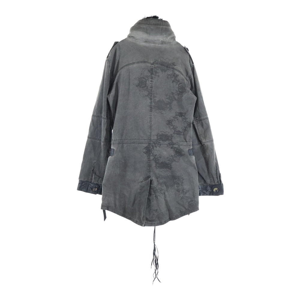 KMRii(ケムリ) ドクロチャーム付き ダメージ加工 レザーパイピング ミリタリージャケット カーキ