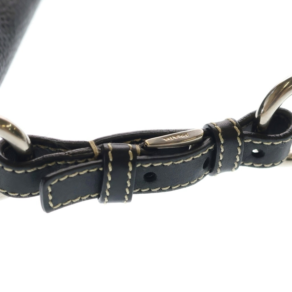 PRADA(プラダ) トライアングルロゴプレート レザー ワンショルダーバッグ ブラック レディース