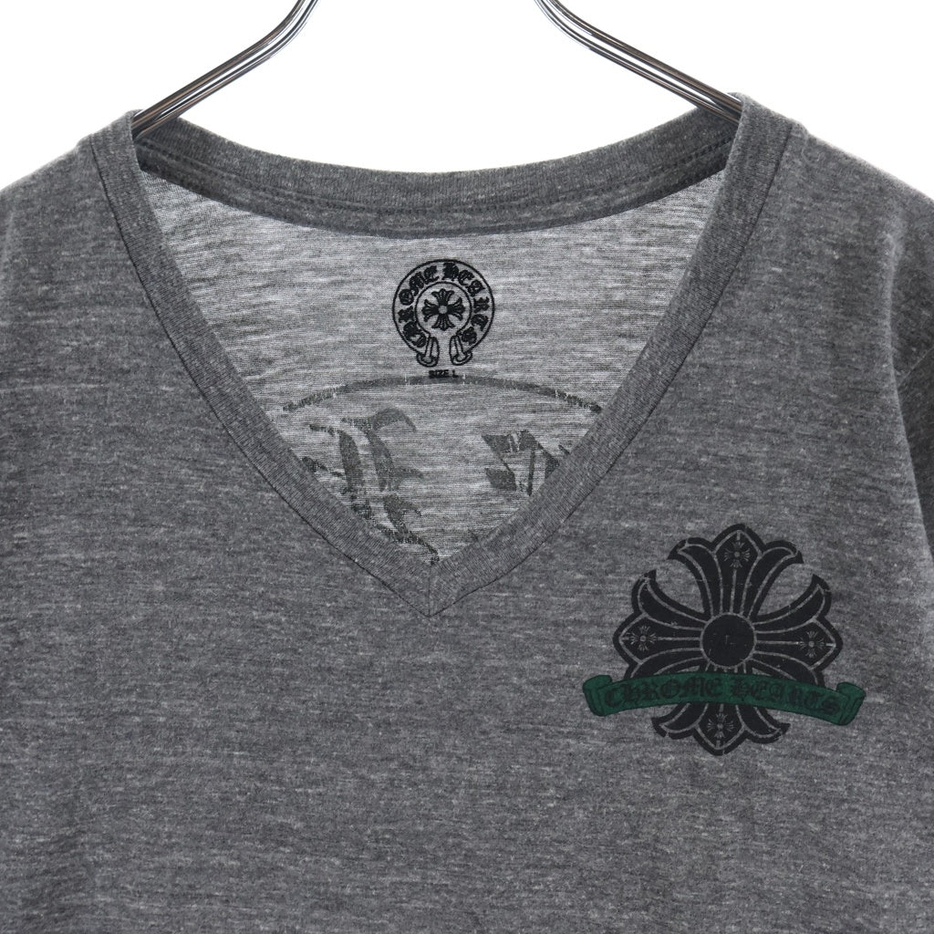 CHROME HEARTS(クロムハーツ) HORSESHOE PRINT CH PLUS ホースシュープリント CHプラス Vネック 半袖Tシャツ カットソー グレー