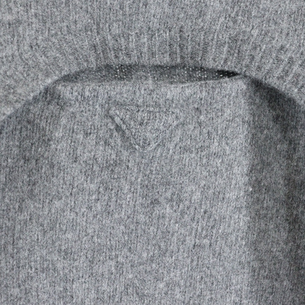 未使用級　プラダ　ニット　ラフシモンズ期　3角ロゴ　パワーショルダー　22AW 未使用級 プラダ ニット ラフシモンズ期 3角ロゴ パワーショルダー