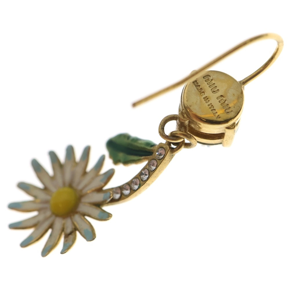 miumiu(ミュウミュウ) フラワーモチーフ ラインストーン ピアス ゴールド レディース