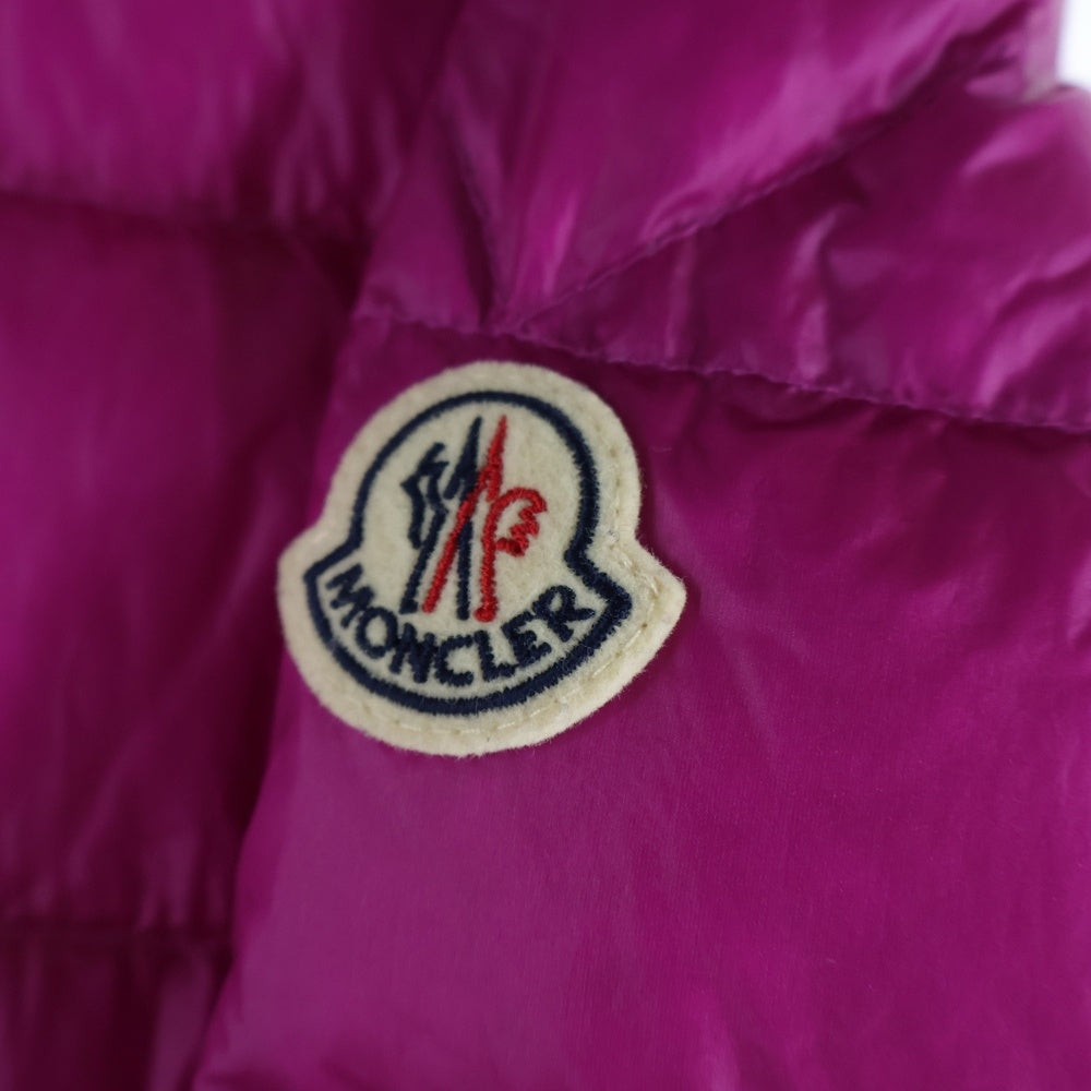 MONCLER(モンクレール) 22SS ACORUS ワッペンロゴ スタンドカラー ジップアップ ダウンジャケット ピンク H10911A10600 53029