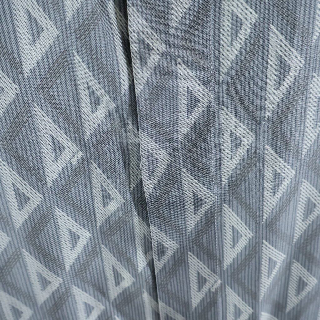 Christian Dior(クリスチャンディオール) SHORT-SLEEVED SHIRTS ショートスリーブドシャツ 総柄 半袖シャツ シルク イタリア製 グレー 193C545A5797