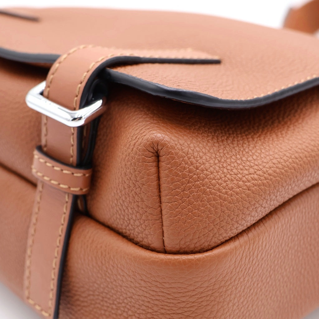 LOEWE(ロエベ) ミリタリー メッセンジャーXS レザー ショルダーバッグ ブラウン