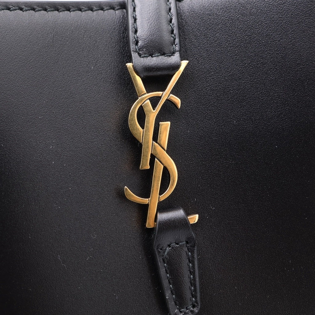 SAINT LAURENT PARIS(サンローランパリ) LE37 ミニバケットバッグ シャイニー レザー ゴールド金具 2WAY ハンドバッグ ショルダーバッグ ブラック 765870 レディース