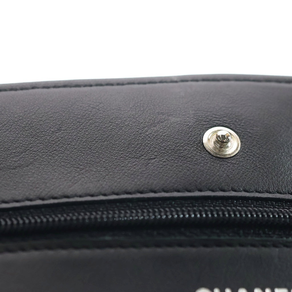 CHANEL(シャネル) ココマーク マトラッセ チェーンショルダーウォレット ミニバッグ ブラック パテント A33814シルバー金具 レディース