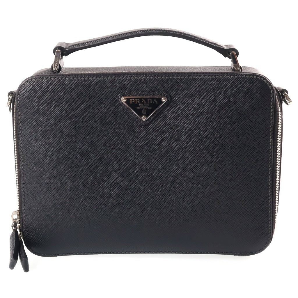 PRADA(プラダ) ブリック サフィアーノレザー トライアングルロゴプレート 2WAY ハンド ショルダーバッグ シルバー金具 ブラック 2VH069 レディース