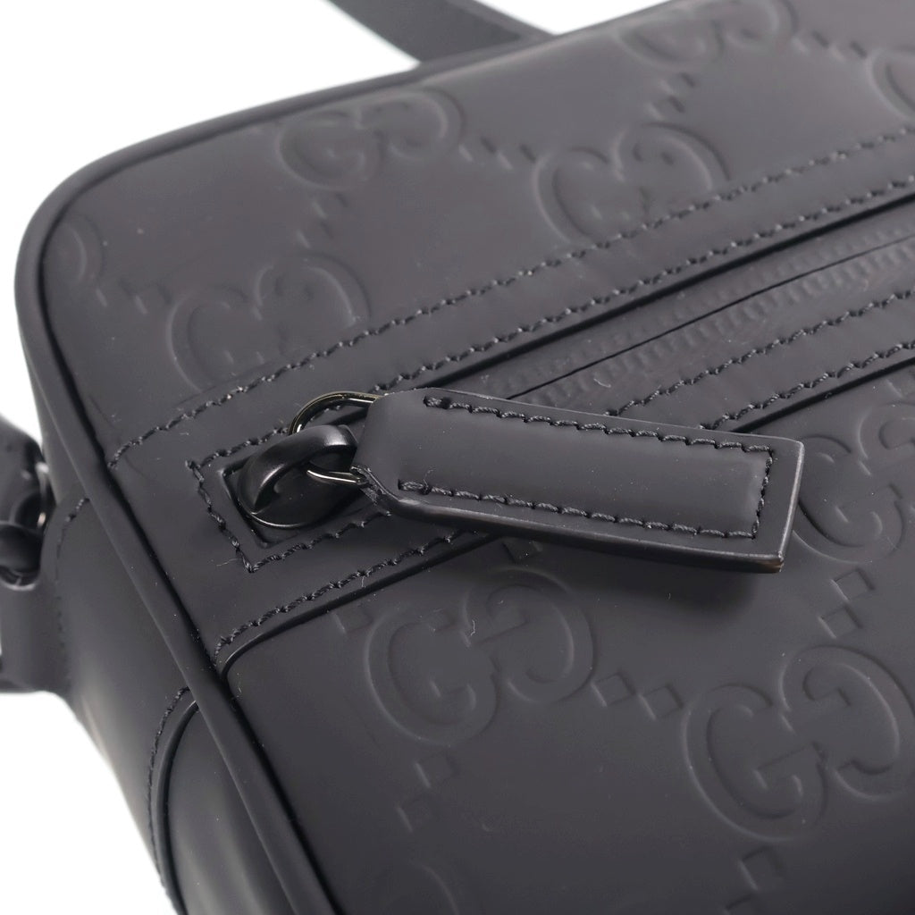 GUCCI(グッチ) GGラバーエフェクト クロスボディバッグ ショルダーバック ラバー ブラック 771293 レディース