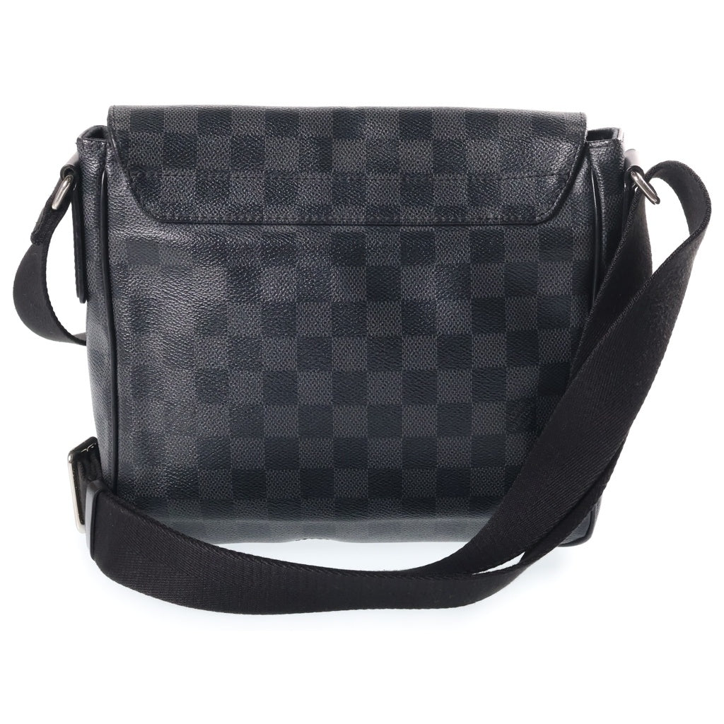LOUIS VUITTON(ルイヴィトン) ダミエグラフィット ディストリクトPM ショルダーバッグ ブラック PVCレザー N41260 シルバー金具