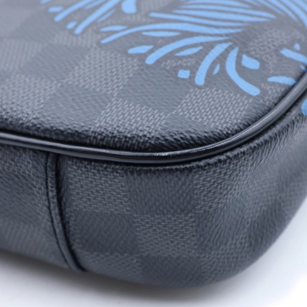 LOUIS VUITTON(ルイヴィトン) ダミエ グラフィット×クリストファー・ネメス アンブレール バムバッグ ショルダーバッグ ボディバッグ ブラック レザー×PVC N41289 シルバー金具