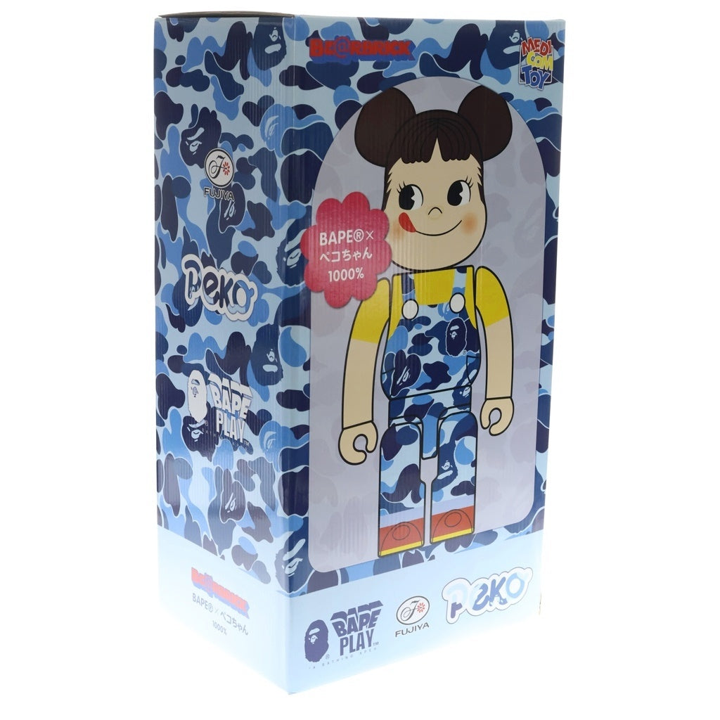 BE@RBRICK(ベアブリック) ×BAPE ×不二家 ABC CAMO PEKO BLUE ベイプ ペコちゃん カモフラ柄 ベアブリック 1000% フィギュア 人形 ブルー
