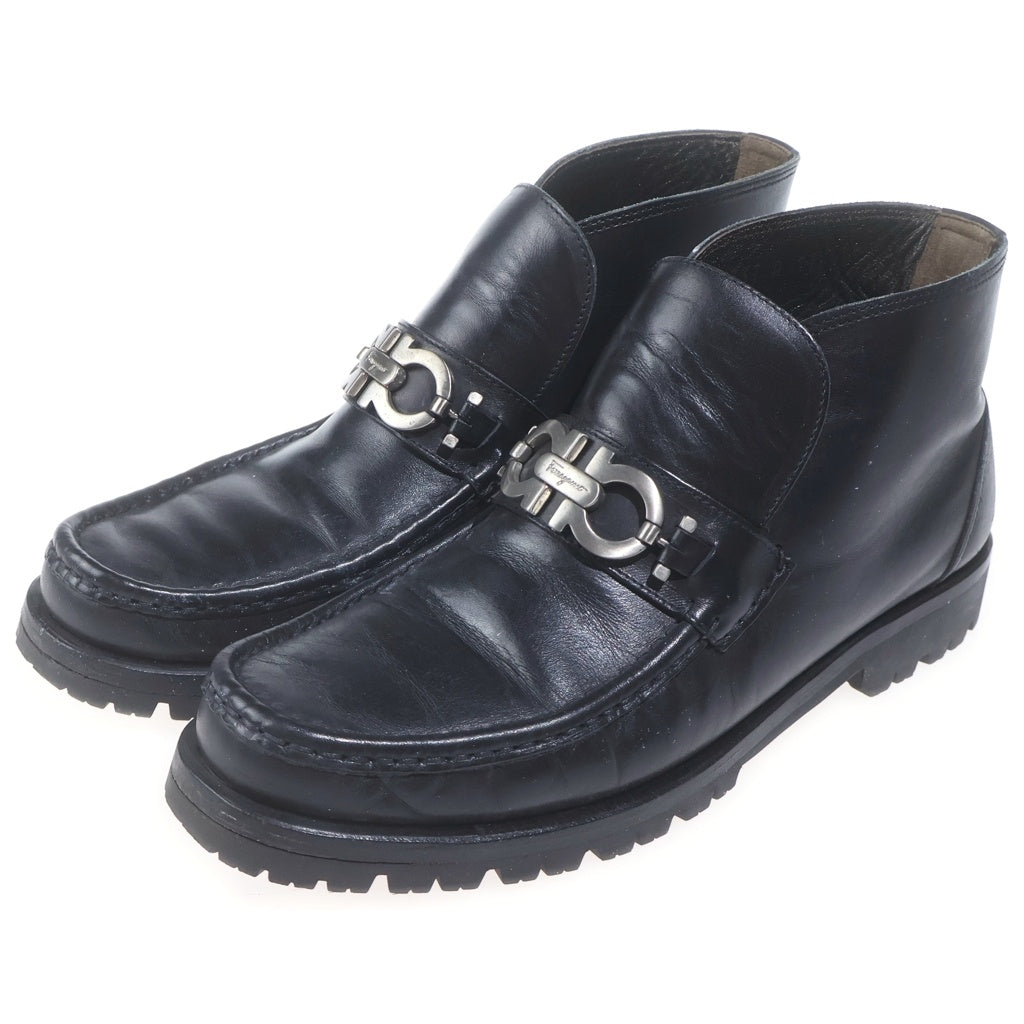 FERRAGAMO(フェラガモ) ガンチーニ レザー ミッドカットシューズ ショートブーツ ブラック 4131 レディース