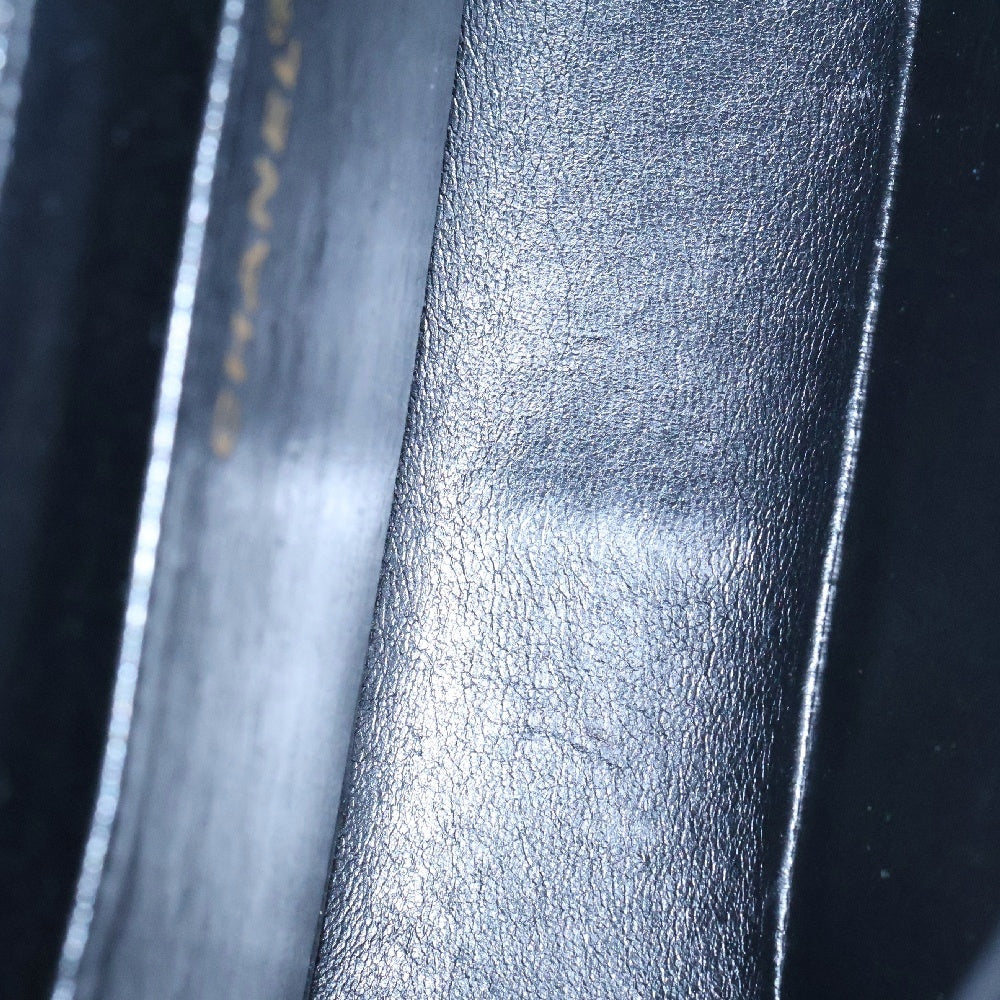 CHANEL(シャネル) マドモアゼル Wチェーンショルダーバッグ ハンドバッグ ブラック パテント GD金具 シリアル不鮮明